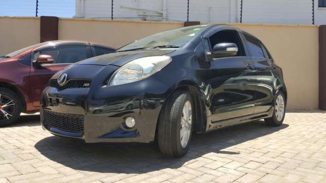 Toyota vitz rs sports package black mint condition new reg full
