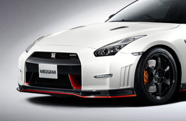 2015-nissan-gt-r_100446401_l