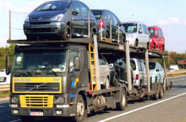 Cars-in-Transit-to-Uganda