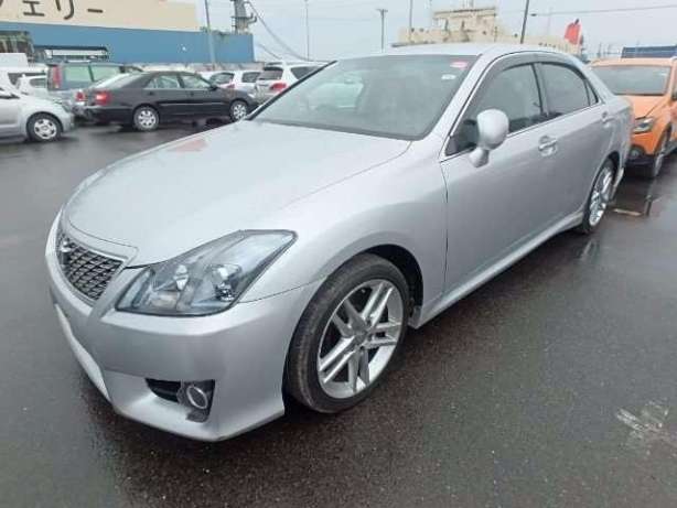 Toyota crown athlete new arrival on sale. full